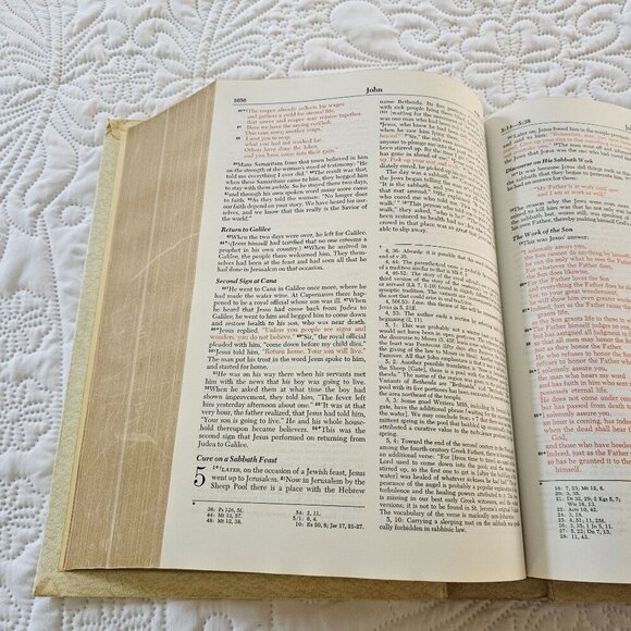 Fireside Family Edition NAB Catholic Bible With Jesus Portrait Cover & Illustrat - Picture 15 of 15